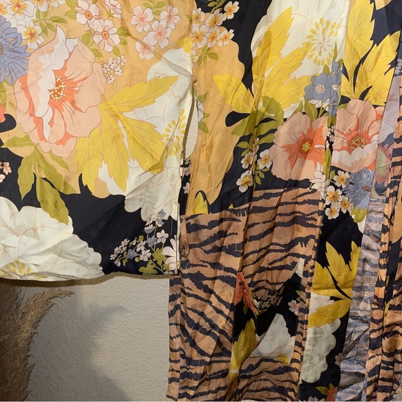 Spell Tyler Short Robe Kimono with Sash Charcoal EEC Size S/M - Picture 5 of 7